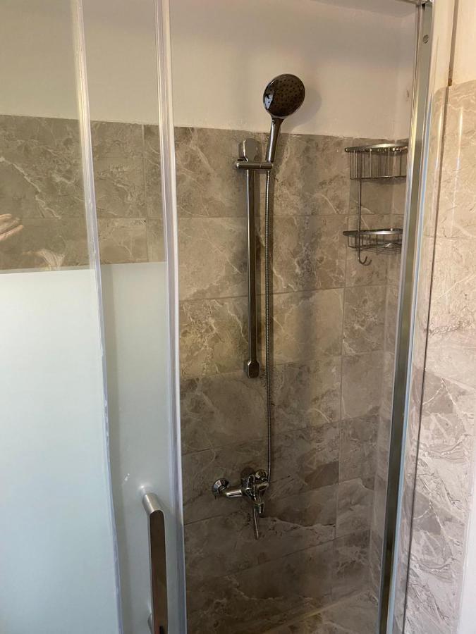 Olas 1-Bedroom Apartment Near The Center Of Athena Bagian luar foto
